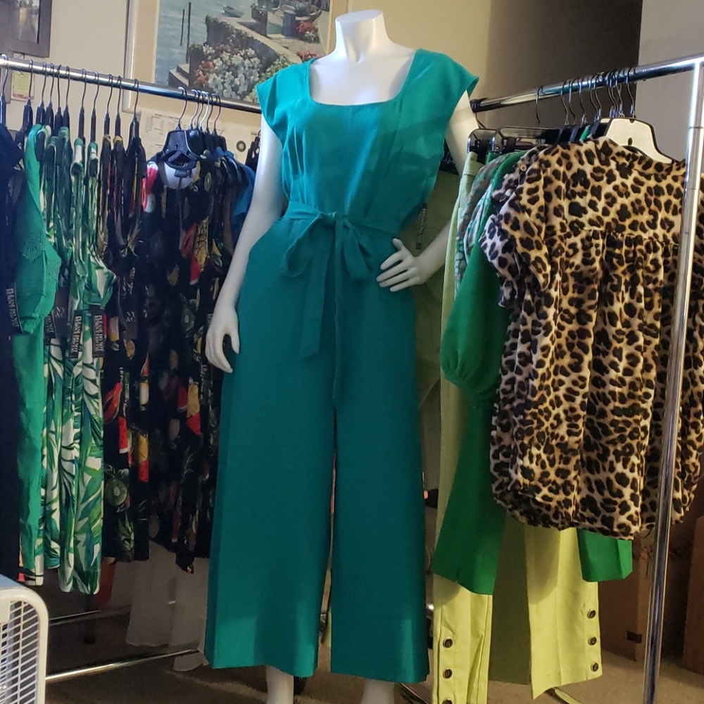 NYC New York and Company jumpsuit - Picture 5 of 5